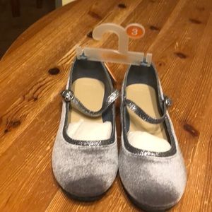 Gymboree silver velvet Mary Janes